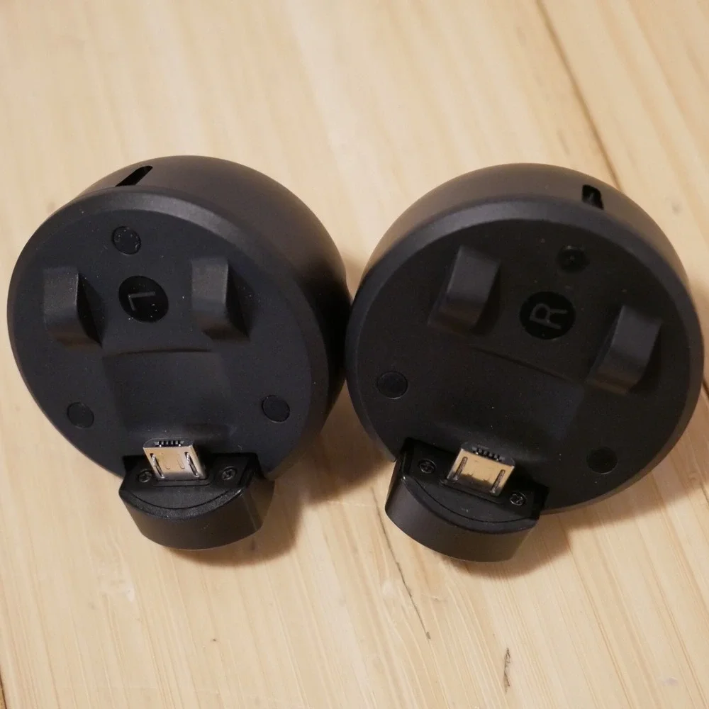 Pair of PS4 PlayStation Move L R Left Right Connector Bottoms 3000390L, 3000390R